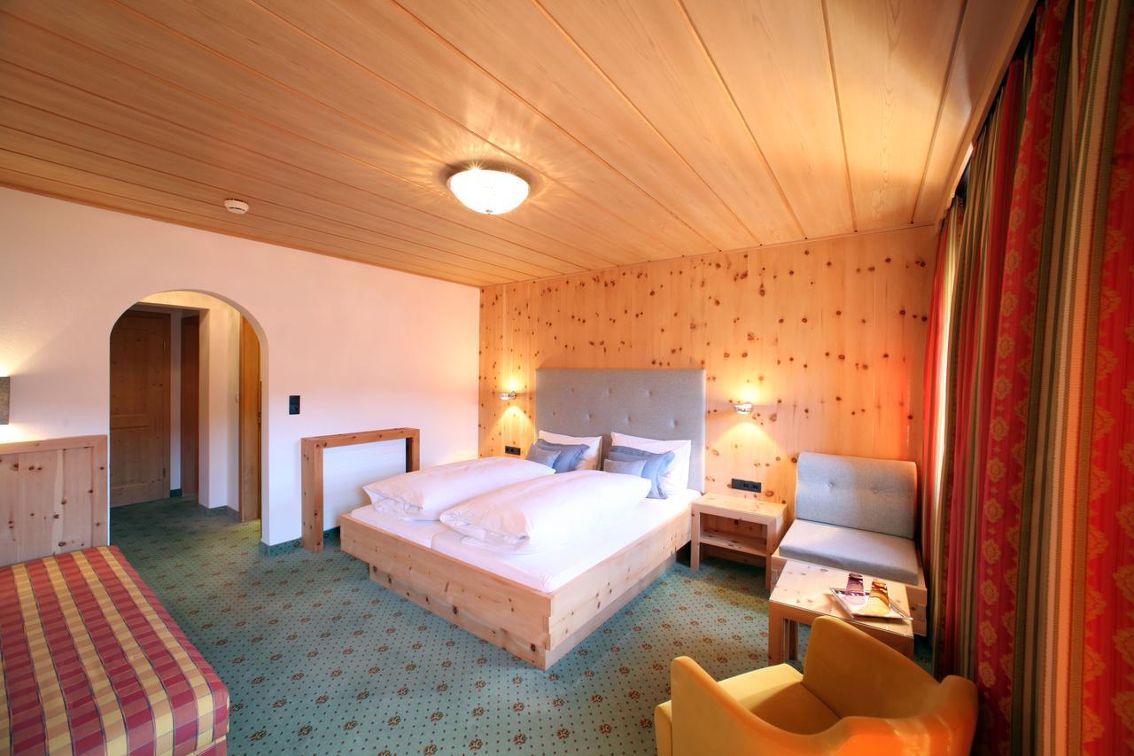 Landgut Thalerhof Hotel Telfes im Stubai Exterior photo