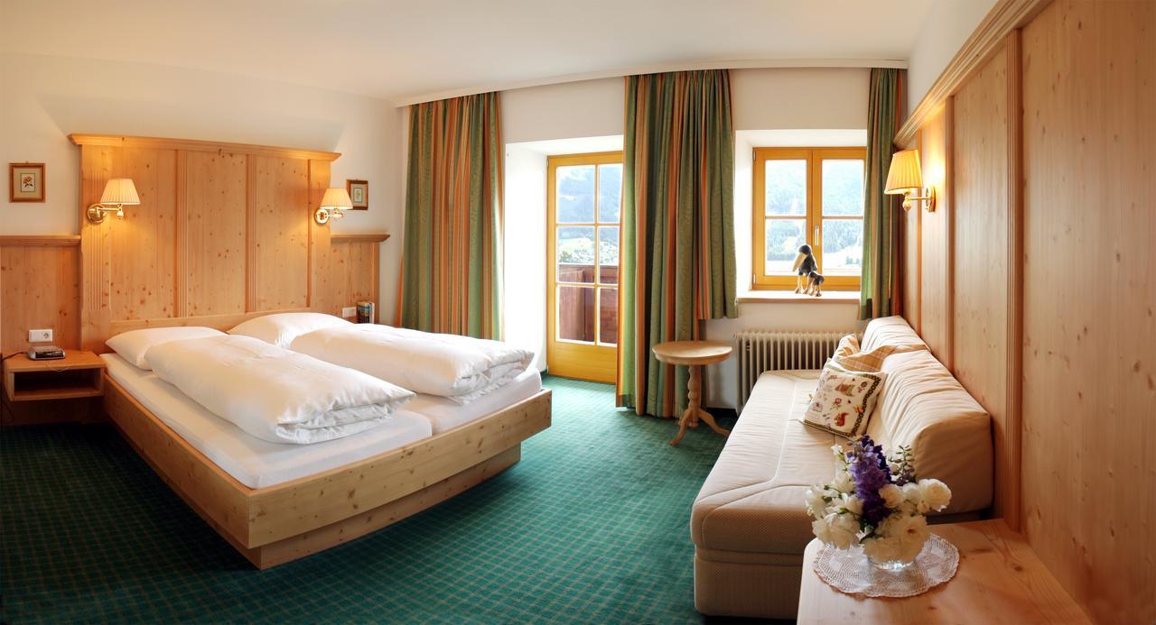 Landgut Thalerhof Hotel Telfes im Stubai Exterior photo