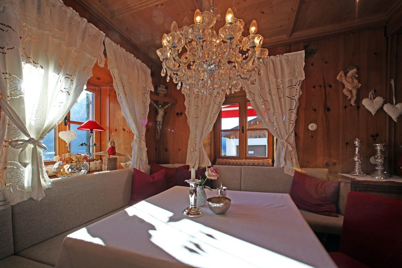 Landgut Thalerhof Hotel Telfes im Stubai Exterior photo